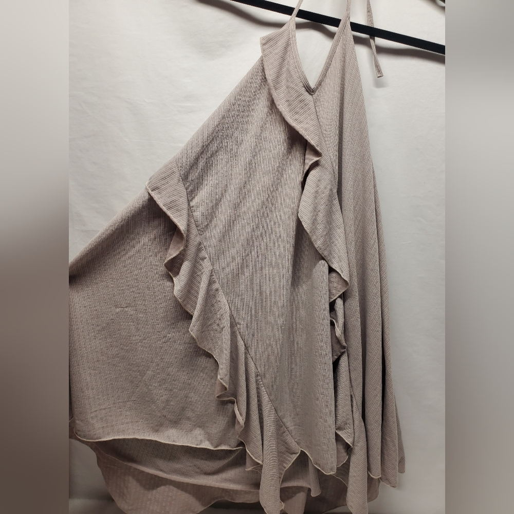 Nwt Elegant Beige Halter Ruffle Dress